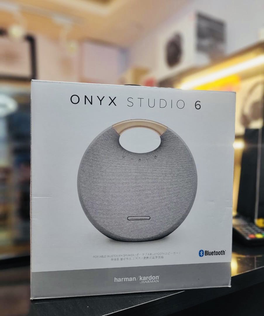 Onyx Studio 6  Portable Bluetooth speaker